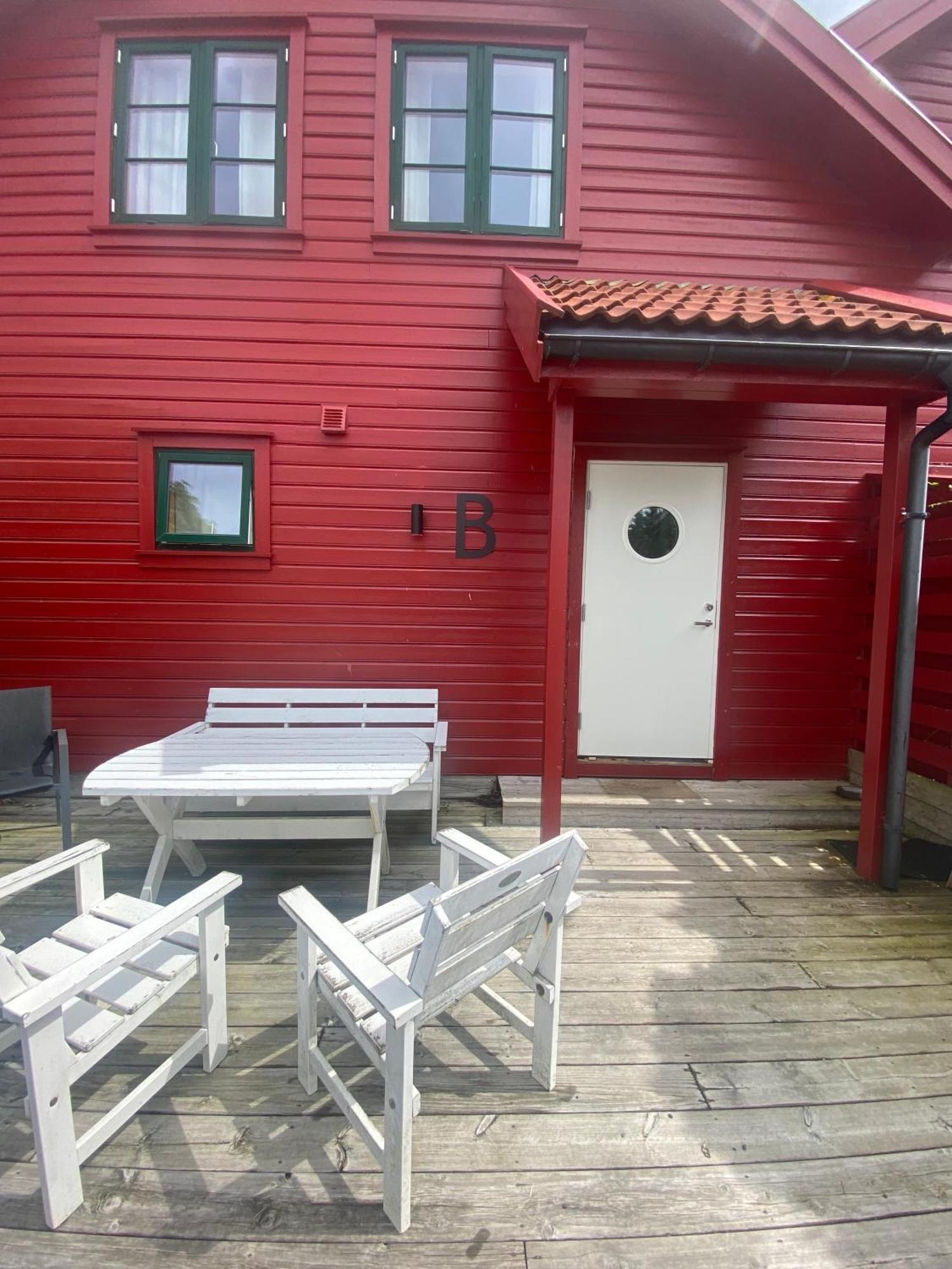 Sjoberg Hotell Og Ferie Leiligheter Østhusvik 外观 照片