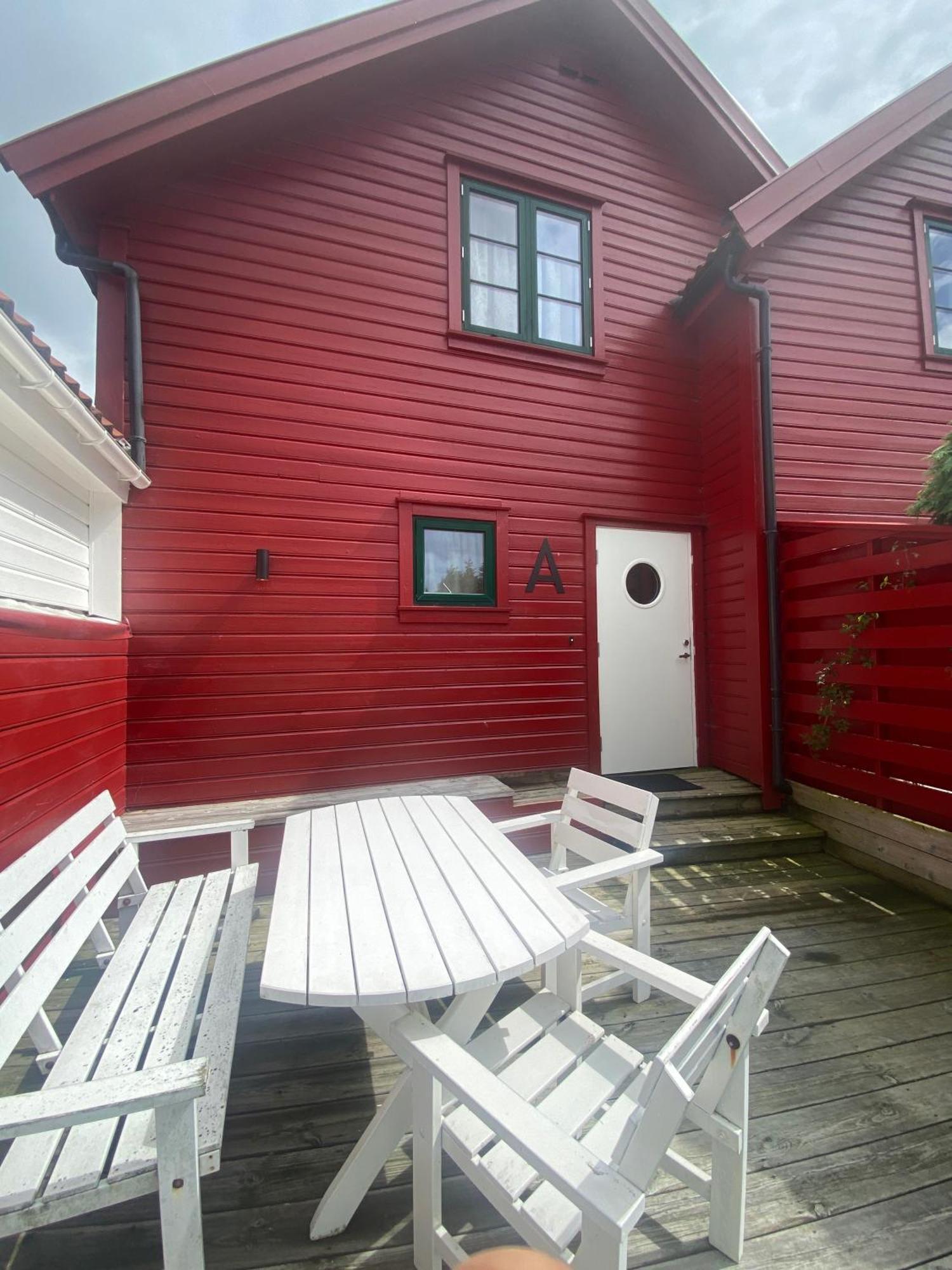 Sjoberg Hotell Og Ferie Leiligheter Østhusvik 外观 照片